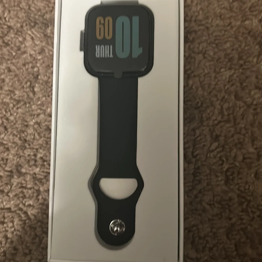 Chill band smart tracks ur health connect ur phone to it play music and a watch